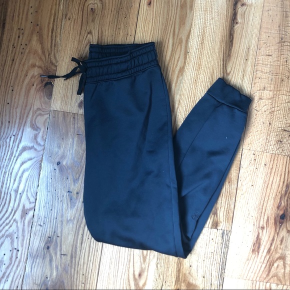 Under Armour Pants - UNDER ARMOUR Cool-gear Joggers